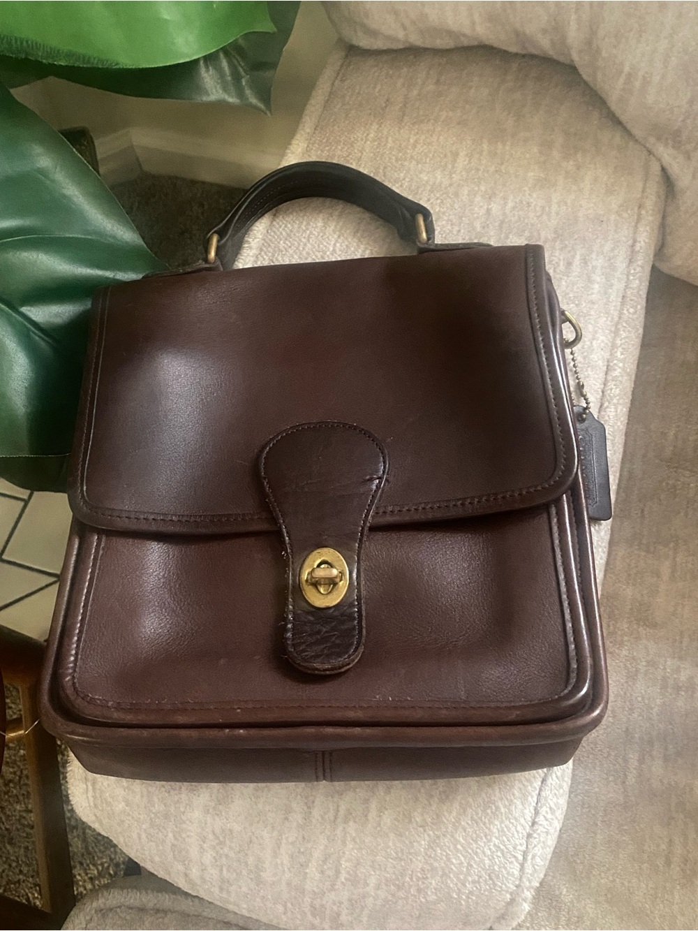 Vintage Coach Station Bag 5130 – Mahogany Brown